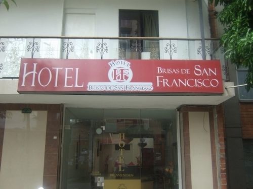 Hotel Brisas De San Francisco メデジン エクステリア 写真